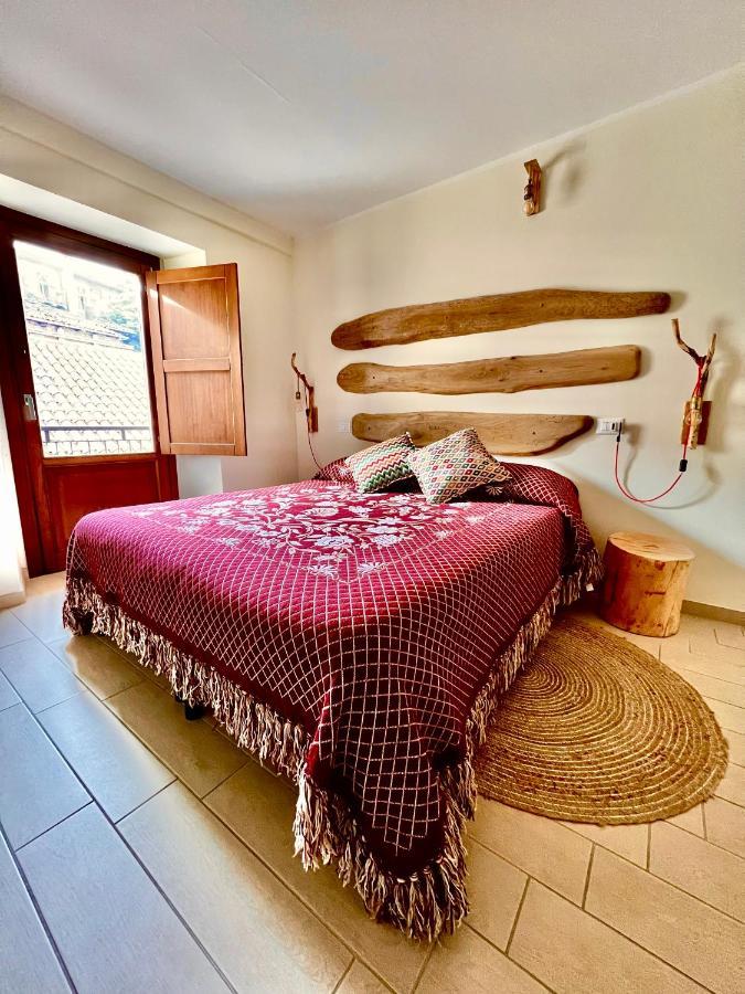 Il Bivacco Del Duomo Bed and Breakfast Λ' Άκουιλα Εξωτερικό φωτογραφία